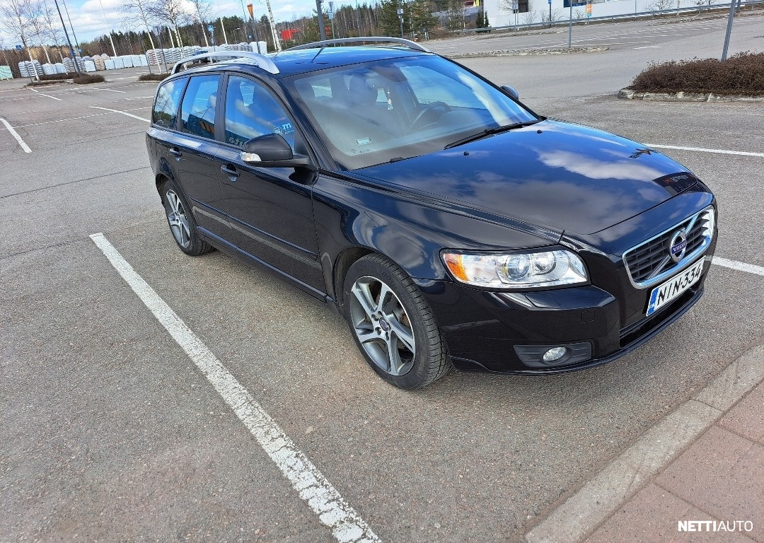 Volvo V50