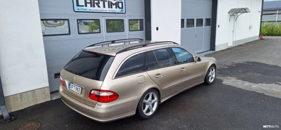 Mercedes-Benz E 200 2004, photo 4/42