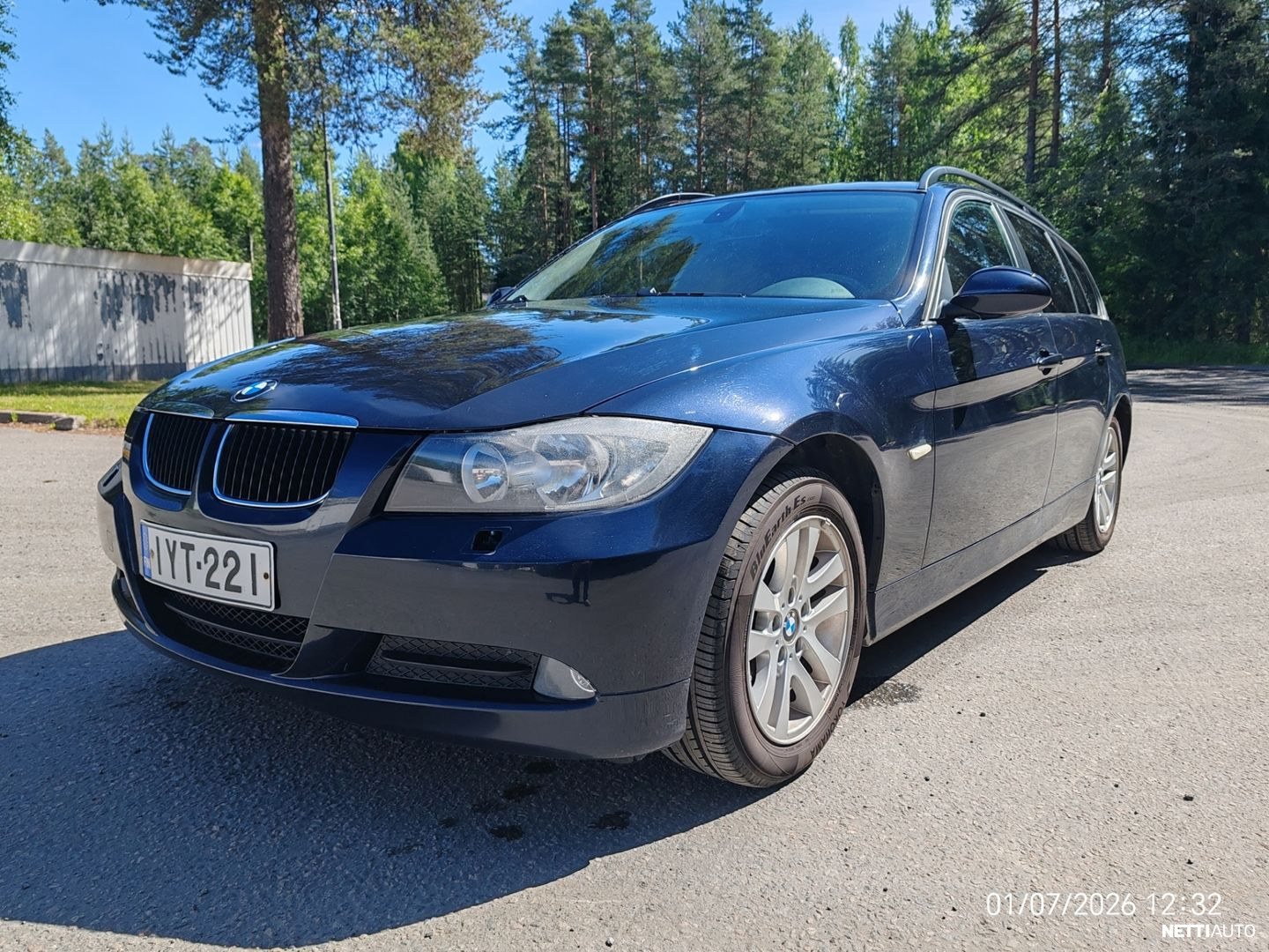 BMW 320