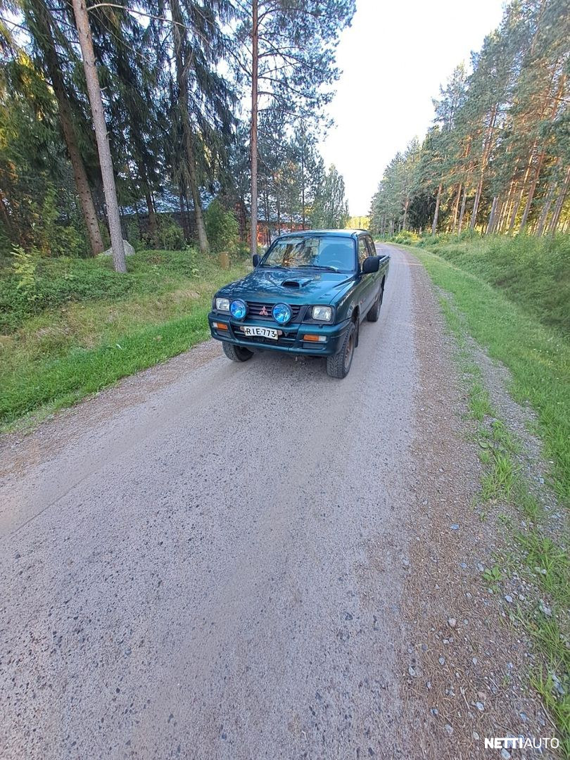 Mitsubishi L200