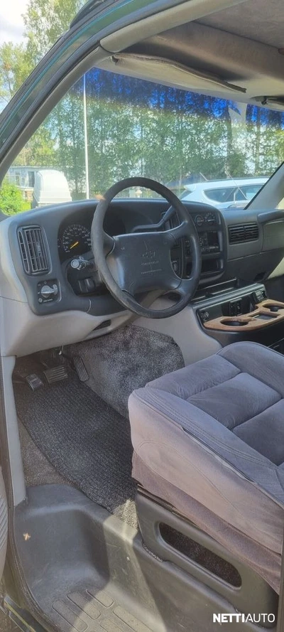 Chevrolet Chevy Van Starcraft 1998, kuva 7/12