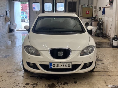Seat Leon 1,9 TDI Stylance 2008, kuva 2/11