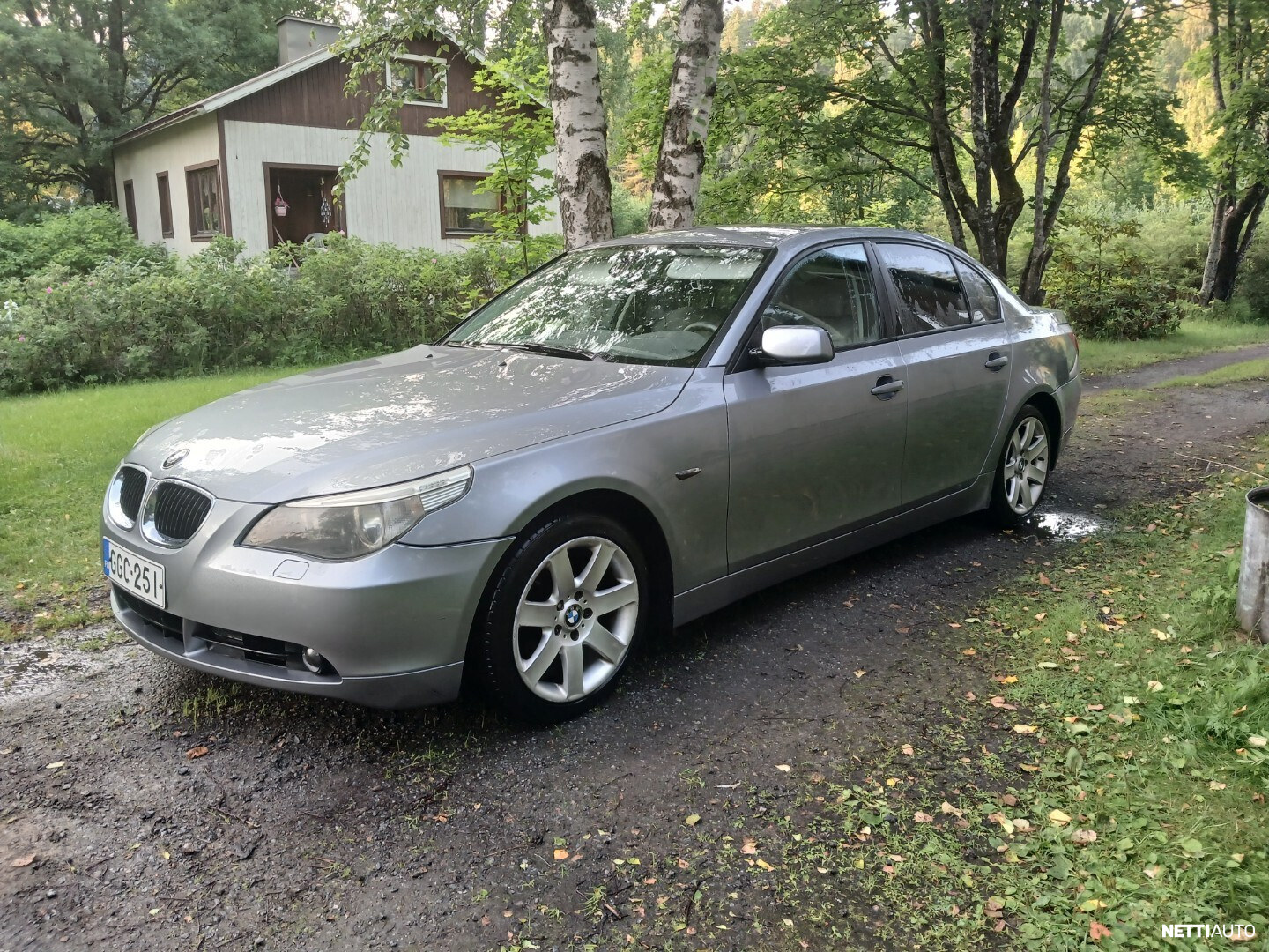 BMW 530