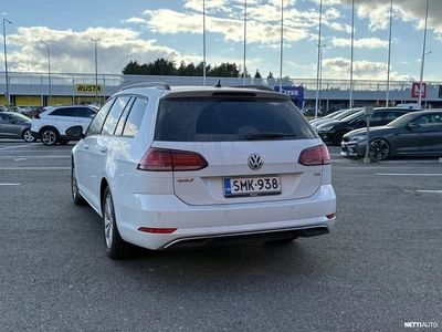 Volkswagen Golf 2018, photo 4/10