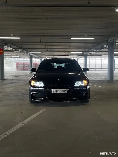 BMW 325 E91 2008, photo 1/10