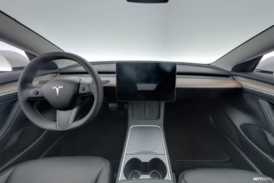 Tesla Model 3 2023, kuva 7/21