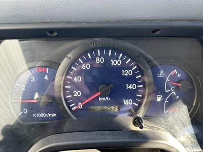 Mitsubishi Canter 70C15 2009, photo 6/15