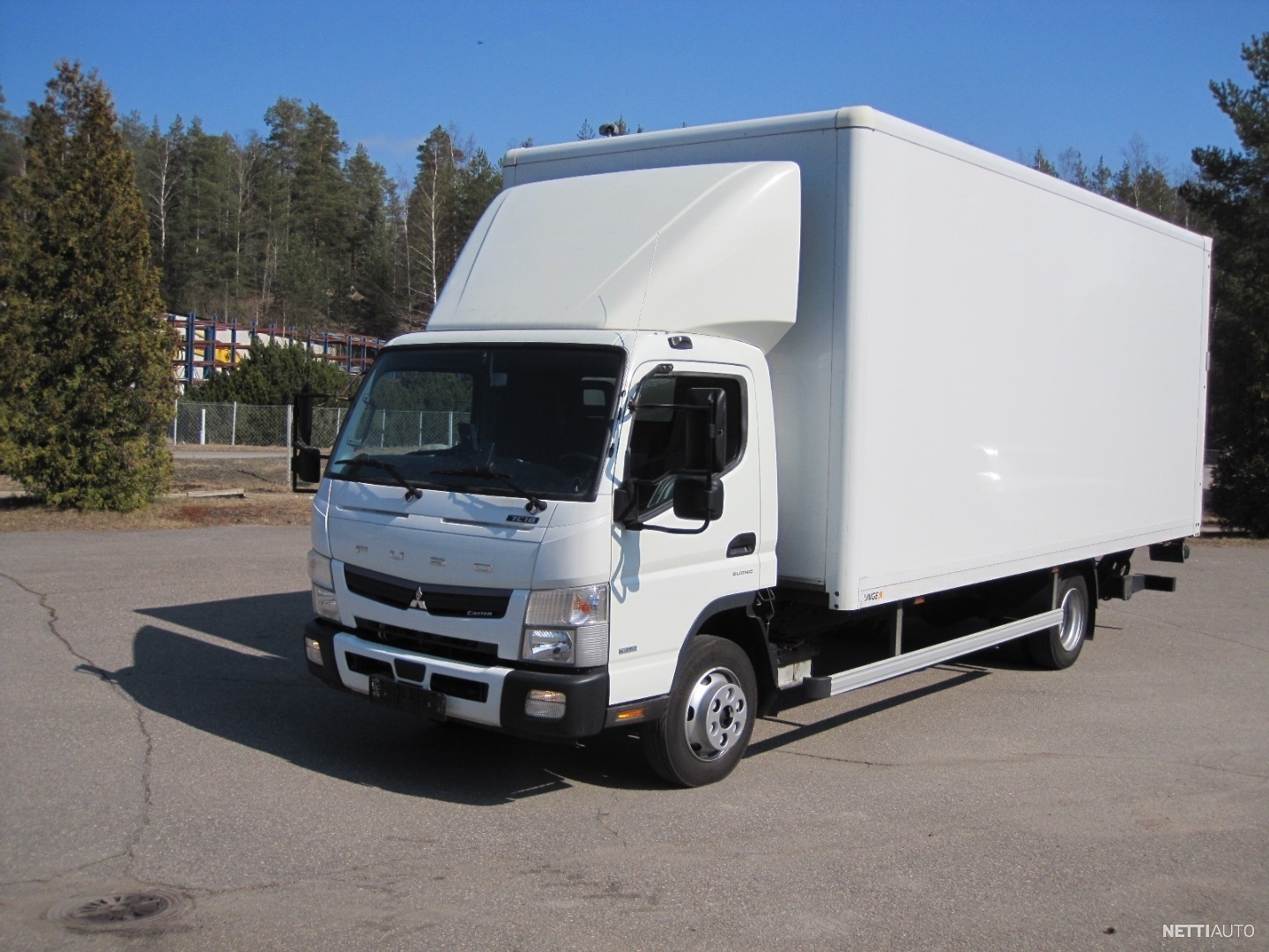 Mitsubishi Fuso Canter