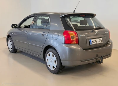 Toyota Corolla 2005, kuva 5/17