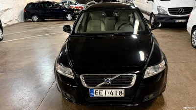 Volvo V50 1,6D DRIVe Summum Business man 2009, photo 2/30