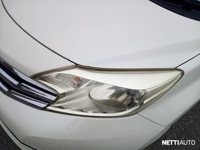 Nissan Note 98hv 2012, photo 7/21