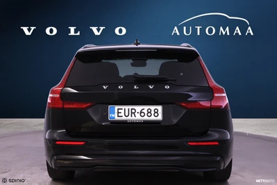 Volvo V60 2023, photo 6/21