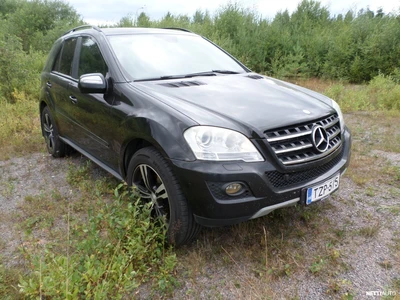Mercedes-Benz ML 2009, photo 3/10