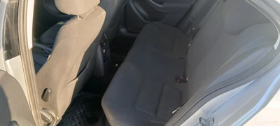 Volkswagen Jetta 2011, kuva 6/16