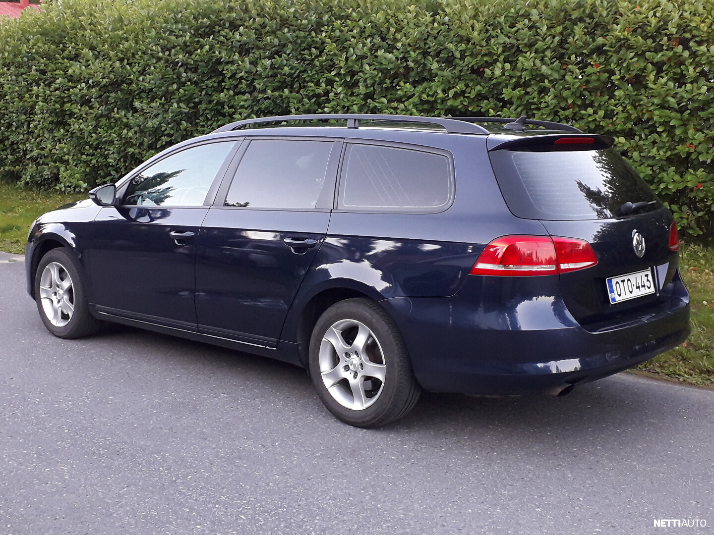 Volkswagen Passat 2011, photo 3/13