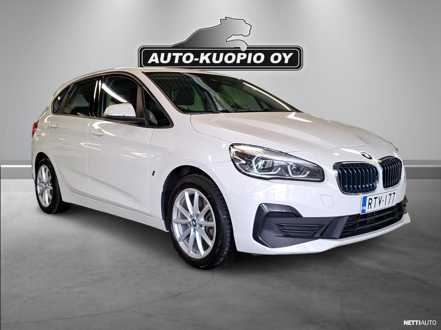 BMW 225
