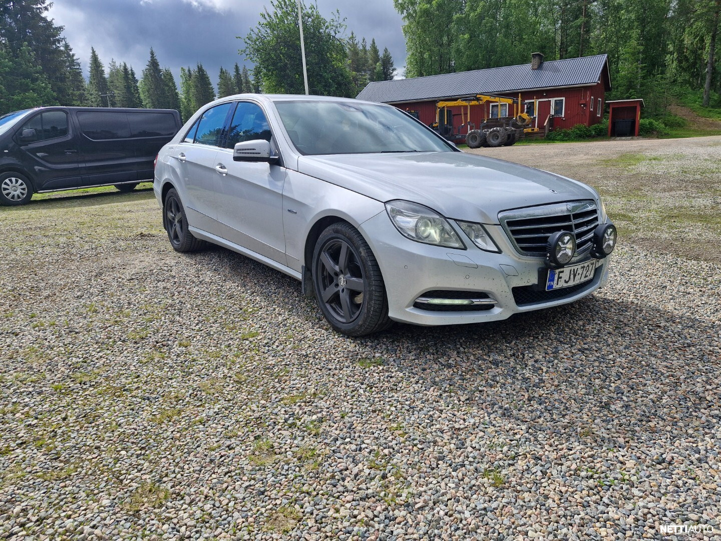 Mercedes-Benz E 220