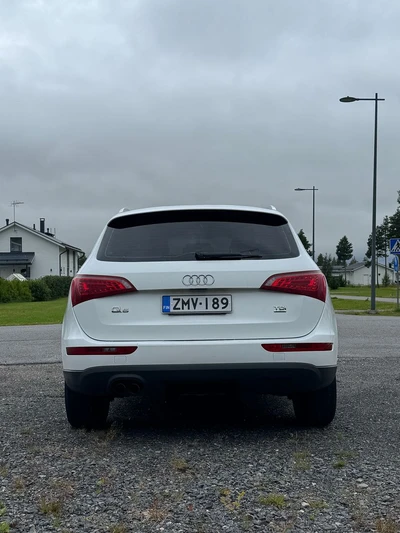 Audi Q5 2,0 TDI (DPF) S tronic Business 2011, kuva 5/23