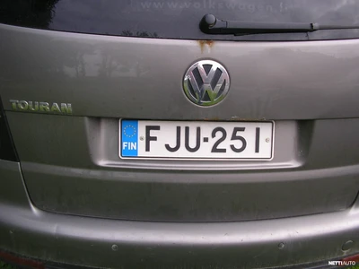 Volkswagen Touran Touran 2010, kuva 2/23