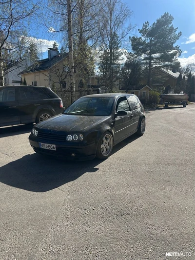Volkswagen Golf 2001, kuva 1/10