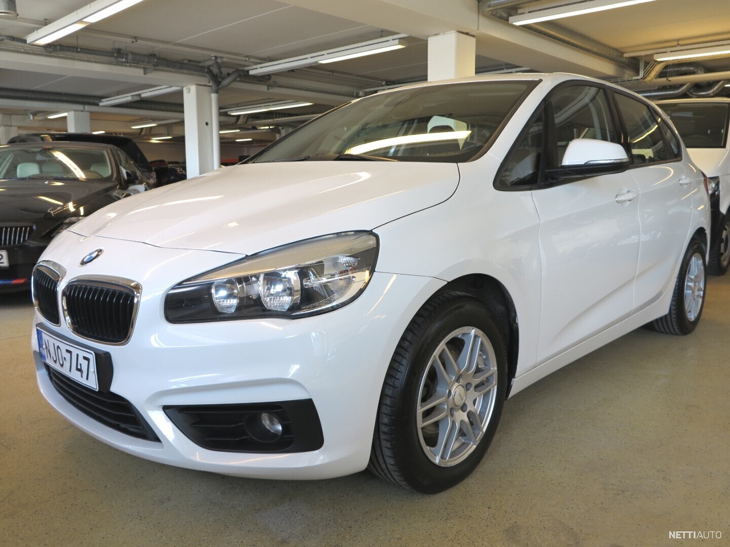 BMW 218
