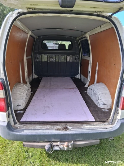 Toyota Hiace 2005, photo 5/6