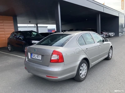 Skoda Octavia 2012, photo 3/8