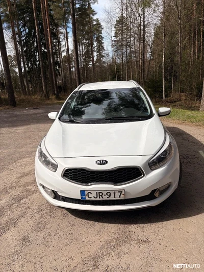 Kia Ceed 1,6 CRDi ISG EX SW EcoDynamics 2015, kuva 2/8