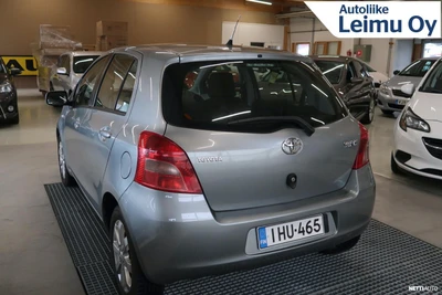 Toyota Yaris 2009, photo 4/8