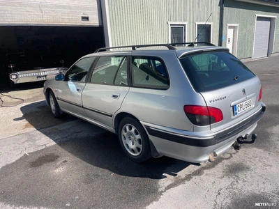 Peugeot 406 2.0 hdi 7 hlö 2001, kuva 3/5