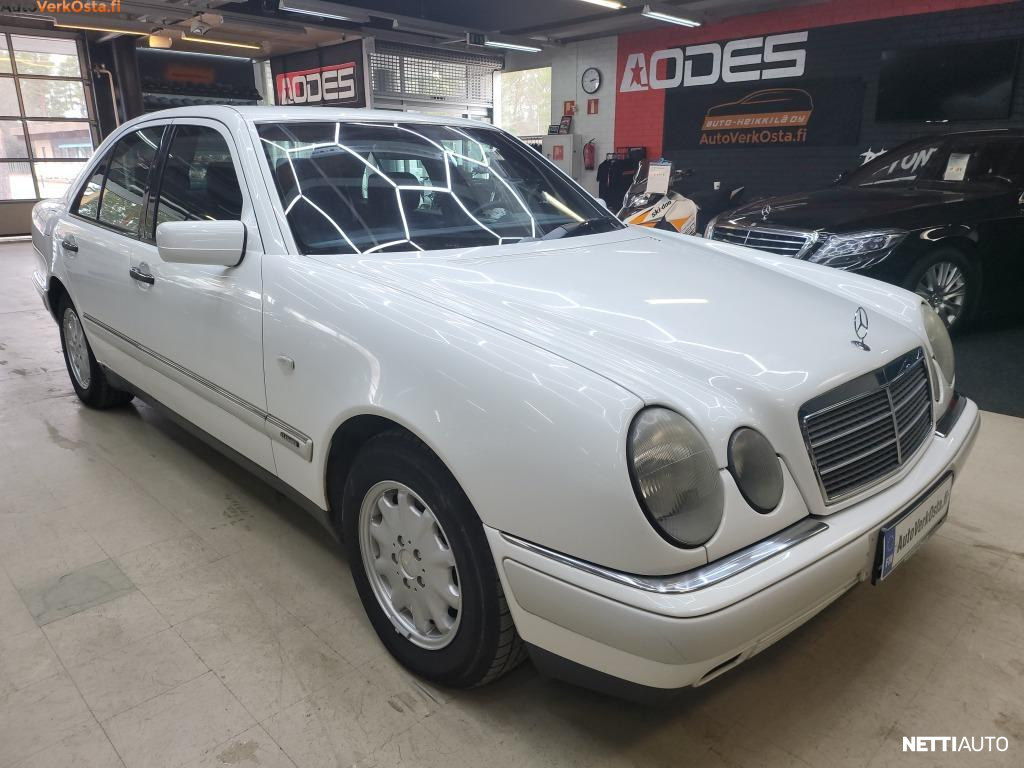 Mercedes-Benz E