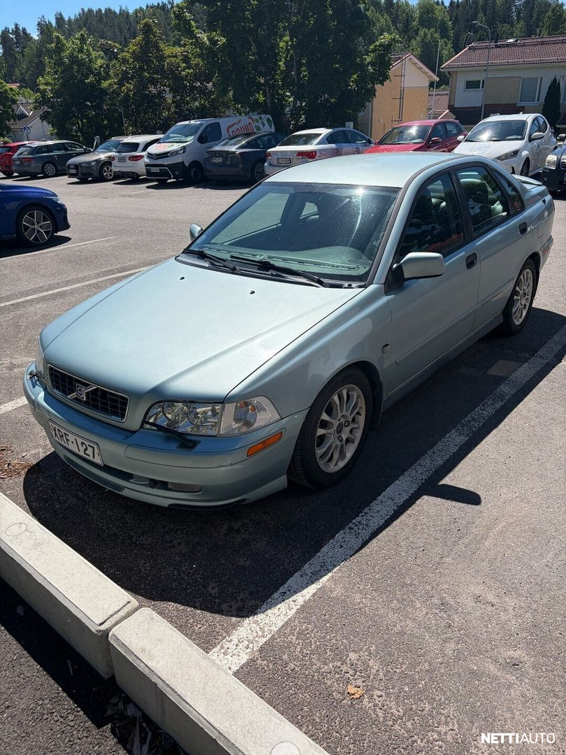 Volvo S40