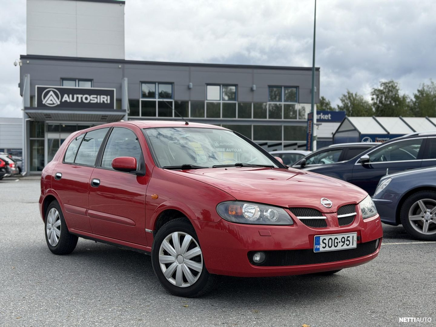 Nissan Almera