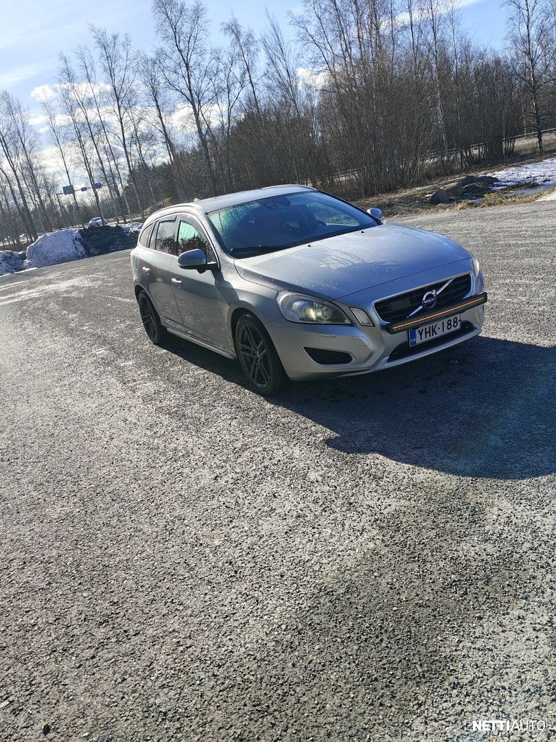Volvo V60 2011, photo 3/16