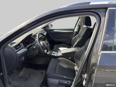 Skoda Superb Combi 1.5 TSI ACT Ambition 2021, kuva 4/5
