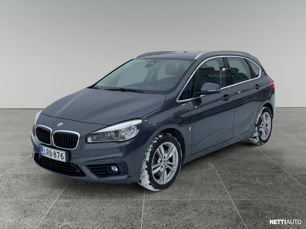 BMW 225