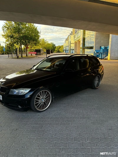BMW 318 2008, photo 5/9