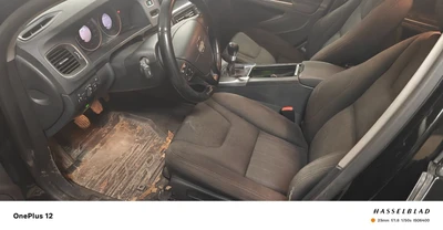 Volvo V60 1,6D DRIVe Kinetic Business 2012, photo 4/10