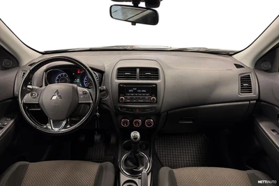 Mitsubishi ASX 1,6 MIVEC Invite 5MT 2016, kuva 7/26