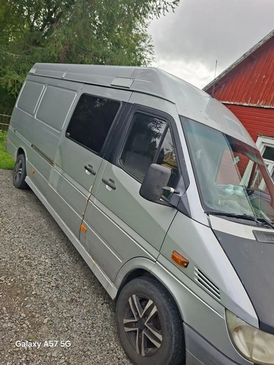 Mercedes-Benz Sprinter 2004, kuva 2/9
