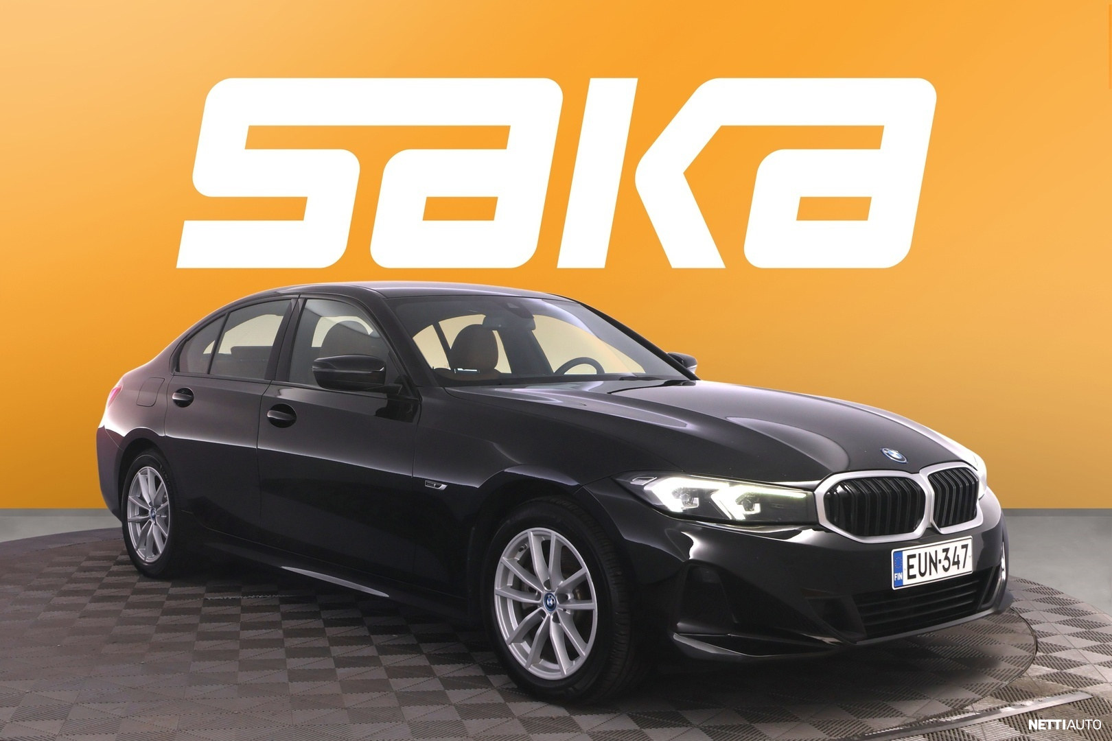 BMW 330 G20 Sedan 330e xDrive A Charged Edition