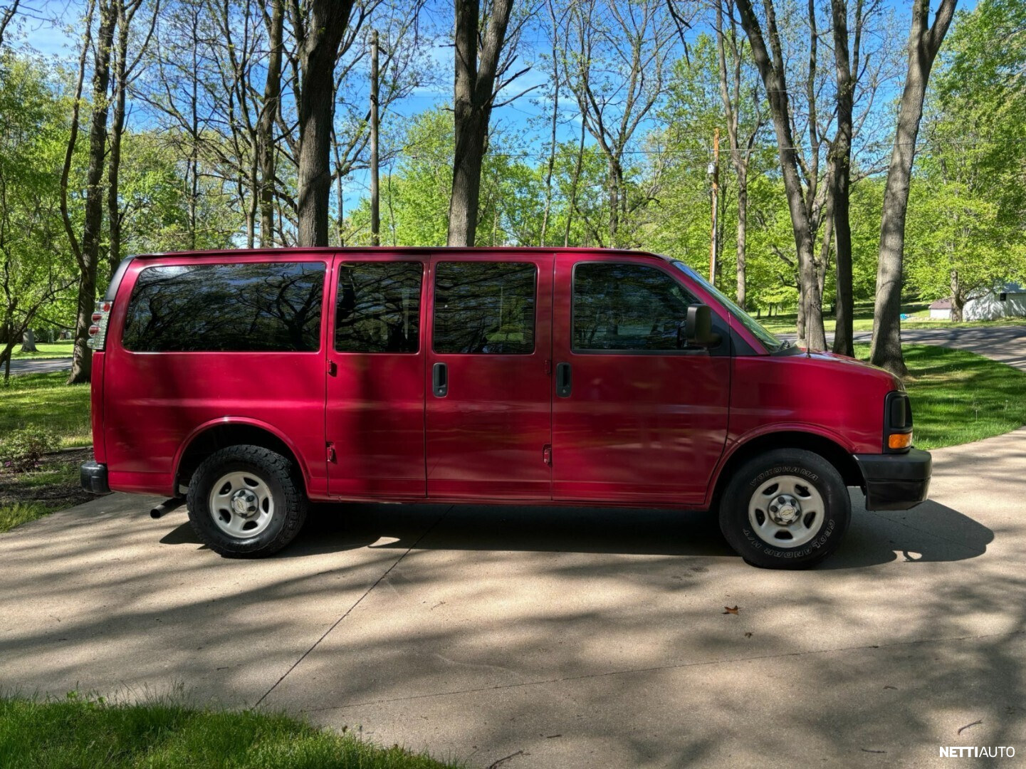 Chevrolet Express 1500 2008, photo 2/23