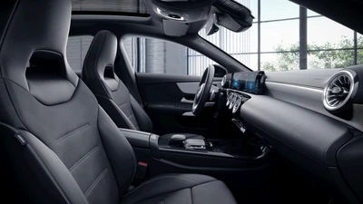 Mercedes-Benz CLA 2021, kuva 6/7