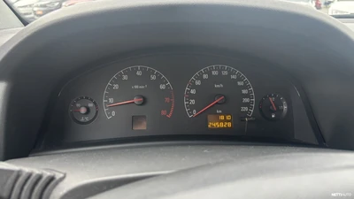 Opel Vectra 4D VECTRA SEDAN 1.8 2002, kuva 3/3