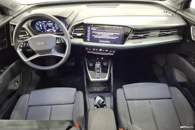 Audi Q4 e-tron 35 e-tron 2023, photo 5/7