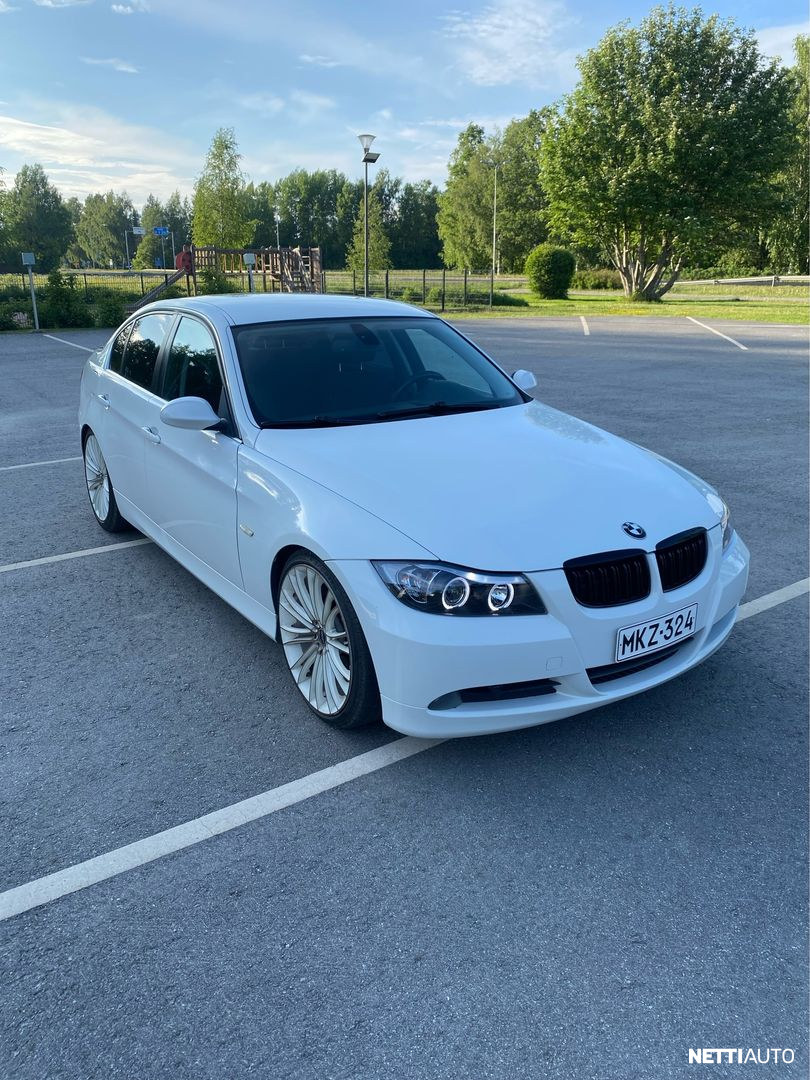 BMW 325