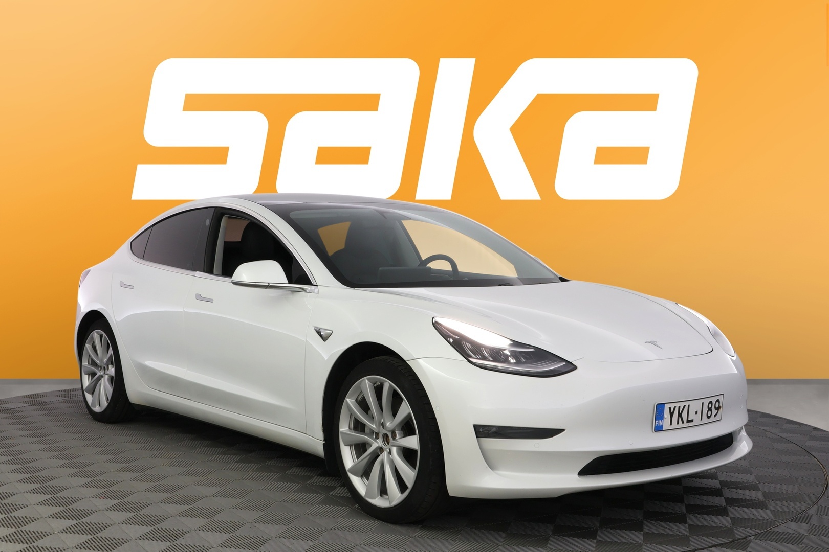 Tesla Model 3 Long-Range Dual Motor AWD