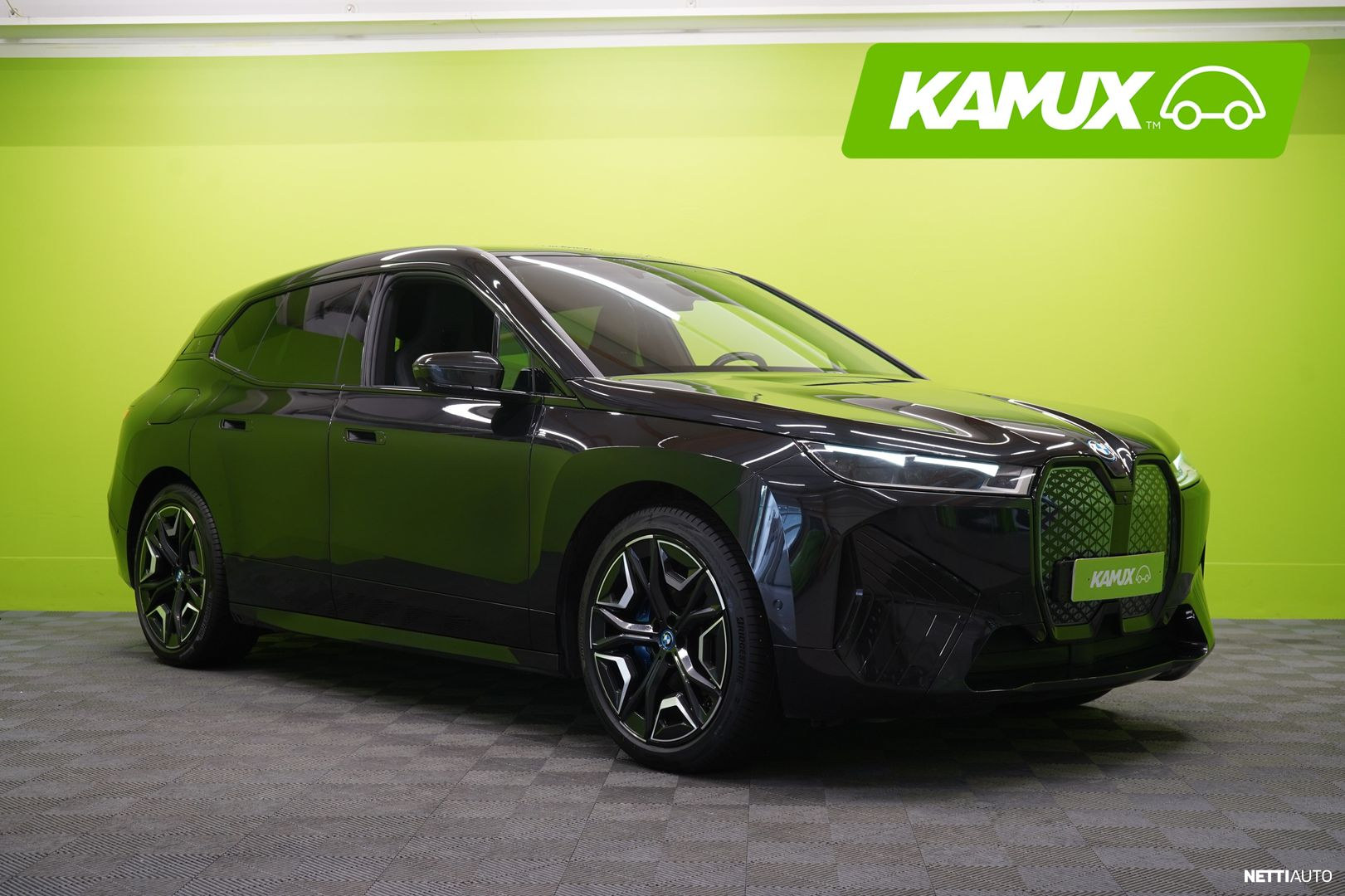 BMW iX