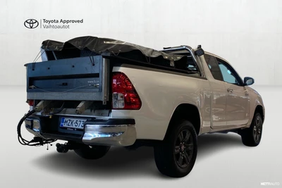 Toyota Hilux 2021, photo 5/28