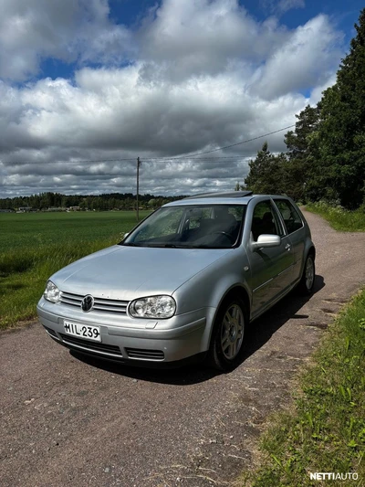 Volkswagen Golf 1,8 GTI 3d 1998, photo 1/6